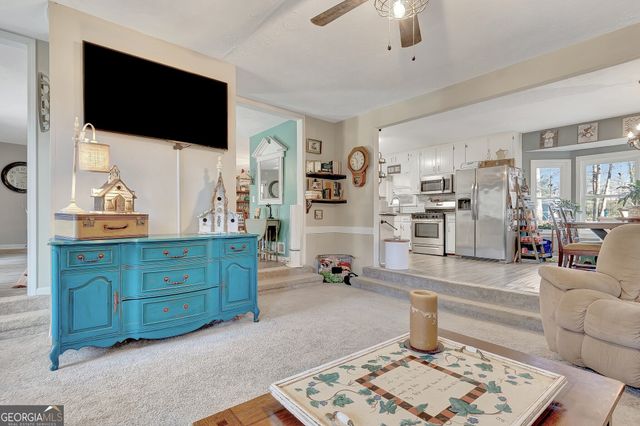 50 Hearthstone Drive E, Newnan, GA 30263