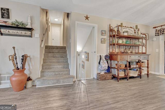 50 Hearthstone Drive E, Newnan, GA 30263