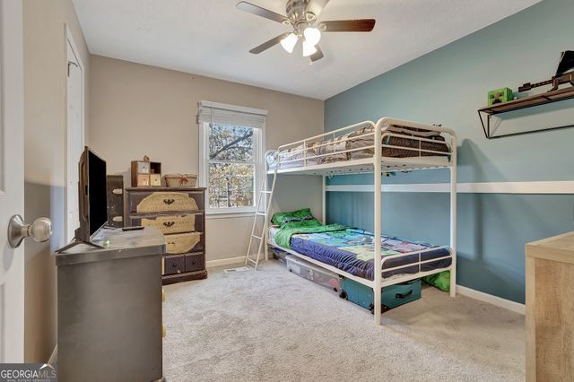 50 Hearthstone Drive E, Newnan, GA 30263