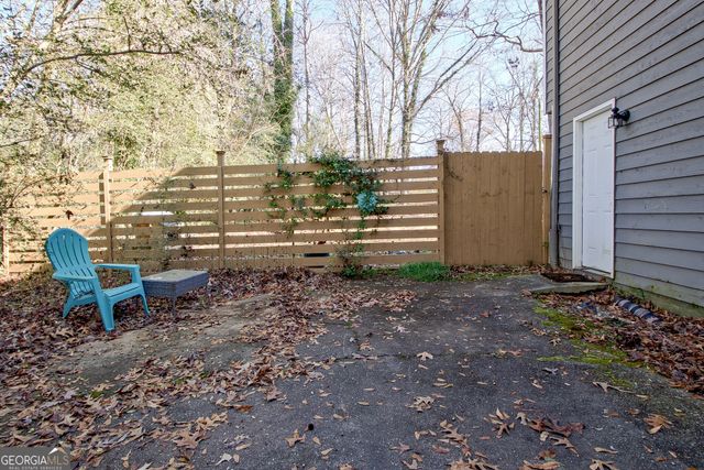 50 Hearthstone Drive E, Newnan, GA 30263