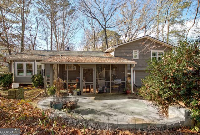 50 Hearthstone Drive E, Newnan, GA 30263