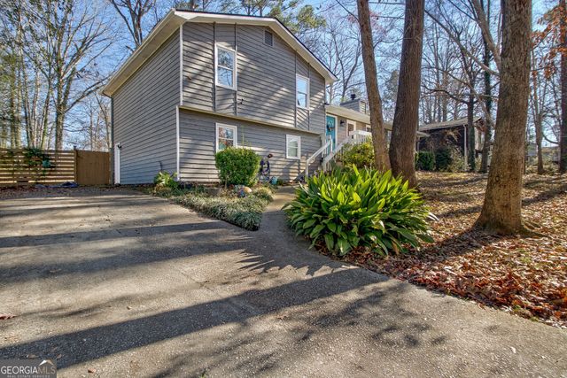 50 Hearthstone Drive E, Newnan, GA 30263