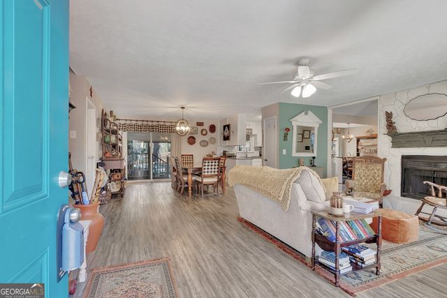 50 Hearthstone Drive E, Newnan, GA 30263