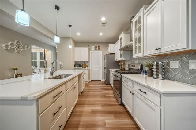 8080 Brewton Bend, Ball Ground, GA 30107