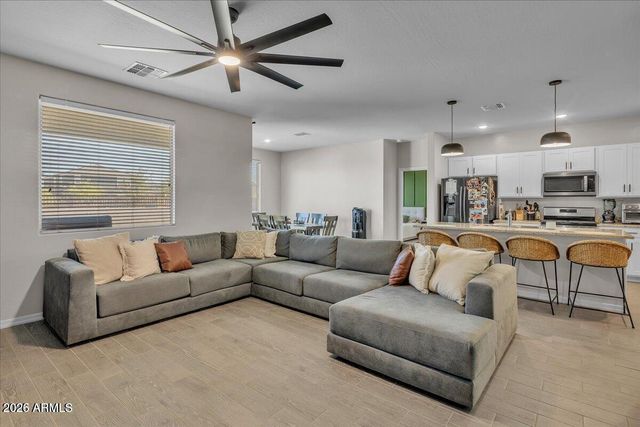 5612 W LODGE Drive, Laveen, AZ 85339