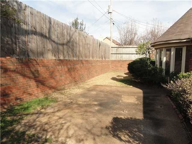 6758 WILLOW WAY LN, Memphis, TN 38141