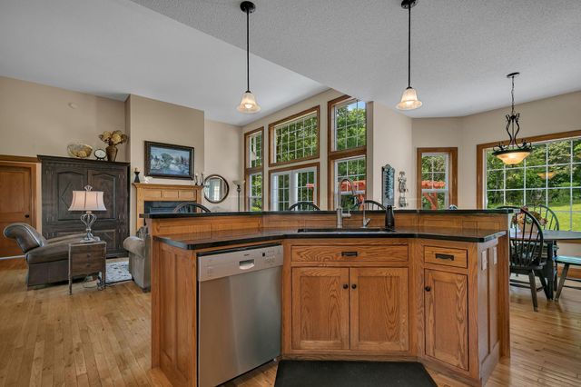 5638 Garden Hills Lane, Saint Cloud, MN 56301