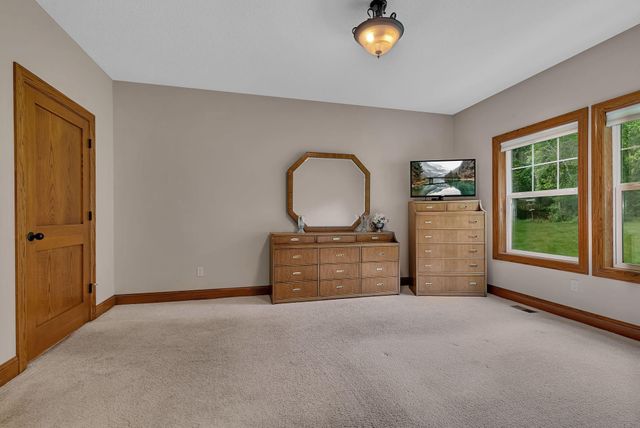 5638 Garden Hills Lane, Saint Cloud, MN 56301