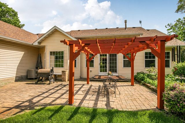 5638 Garden Hills Lane, Saint Cloud, MN 56301