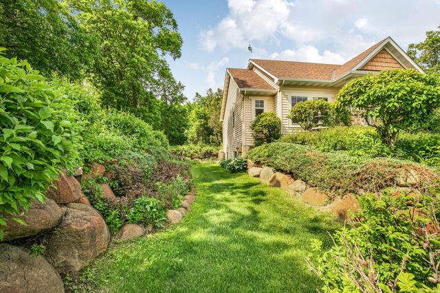 5638 Garden Hills Lane, Saint Cloud, MN 56301