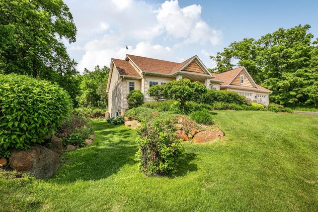 5638 Garden Hills Lane, Saint Cloud, MN 56301
