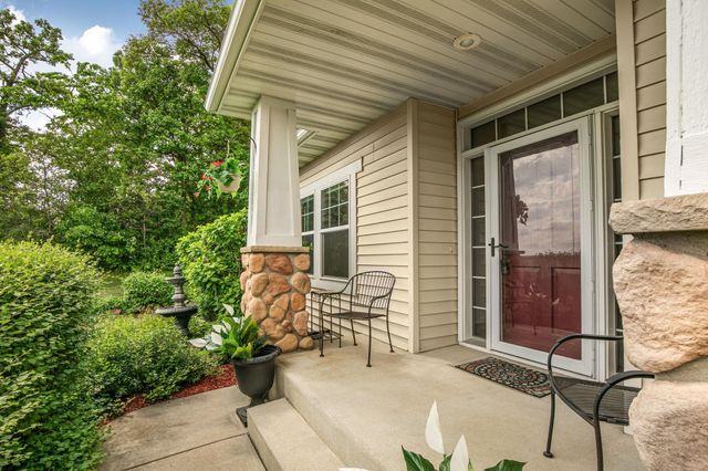 5638 Garden Hills Lane, Saint Cloud, MN 56301