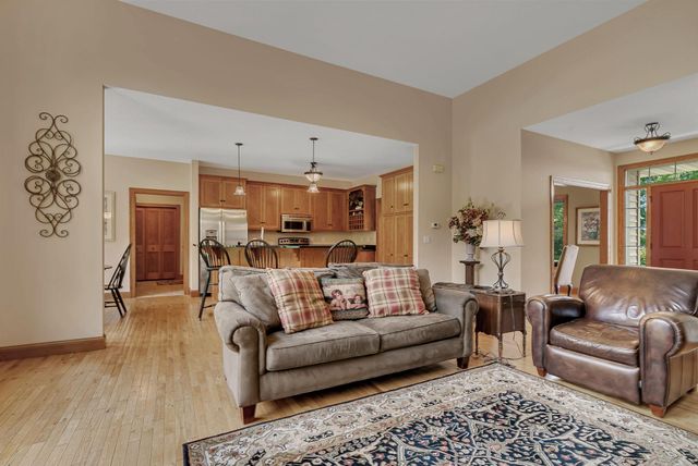 5638 Garden Hills Lane, Saint Cloud, MN 56301
