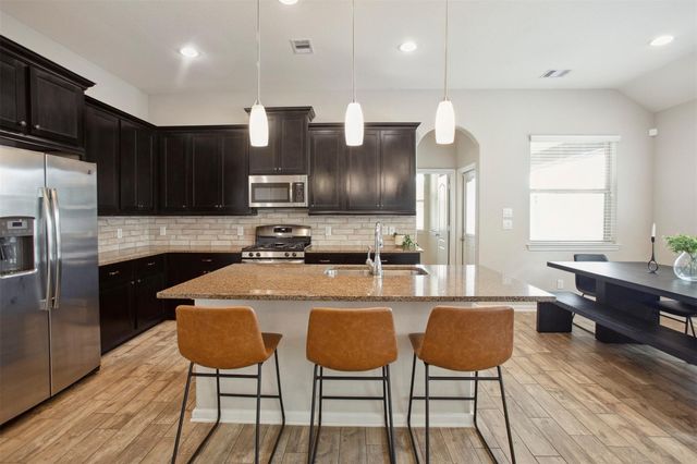 5603 Alexan Crest Drive, Fulshear, TX 77441