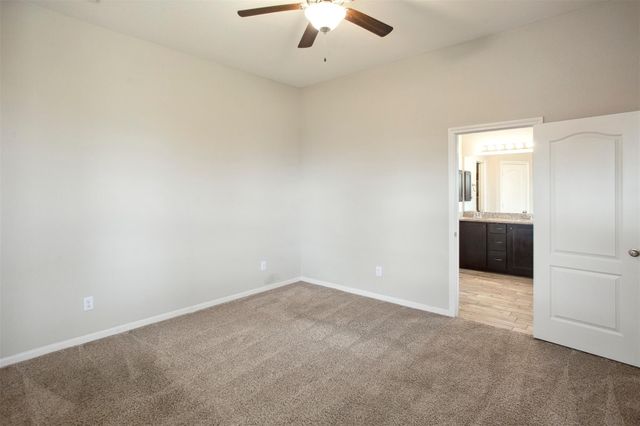 5603 Alexan Crest Drive, Fulshear, TX 77441