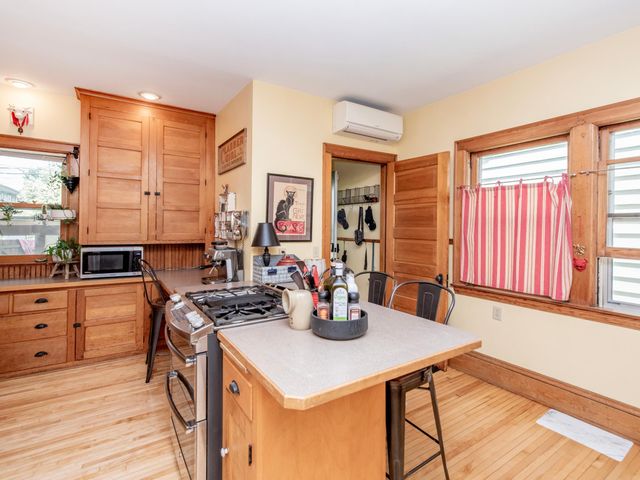 3212 Dupont Avenue S, Minneapolis, MN 55408