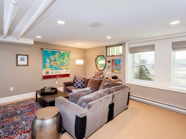 3212 Dupont Avenue S, Minneapolis, MN 55408