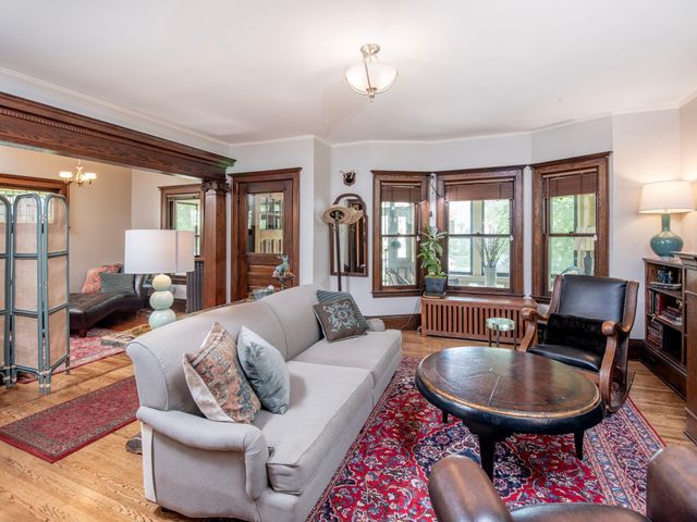 3212 Dupont Avenue S, Minneapolis, MN 55408