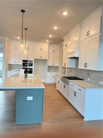 3995 Sierra Lake Drive, Cumming, GA 30040