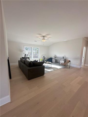 3995 Sierra Lake Drive, Cumming, GA 30040