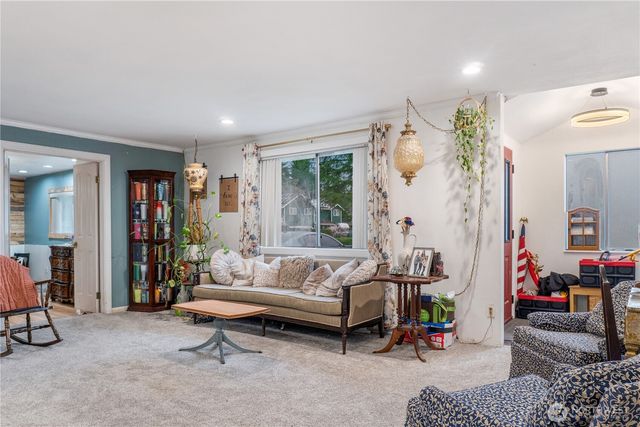 9304 55th Avenue NE, Marysville, WA 98270