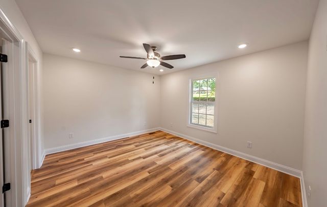 4821 Thomasville Road, Chapmansboro, TN 37035