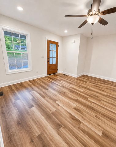 4821 Thomasville Road, Chapmansboro, TN 37035