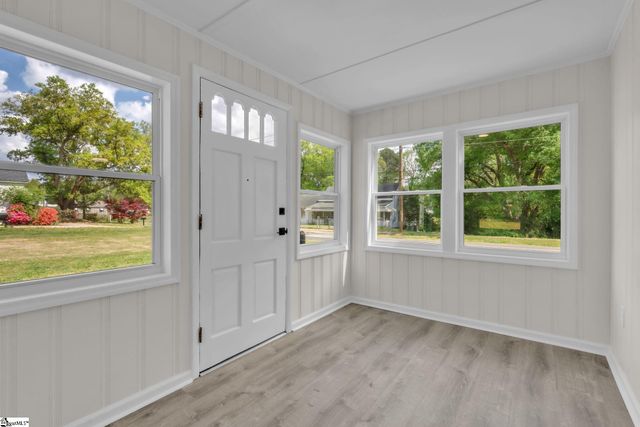 470 W Hayne Street, Woodruff, SC 29388