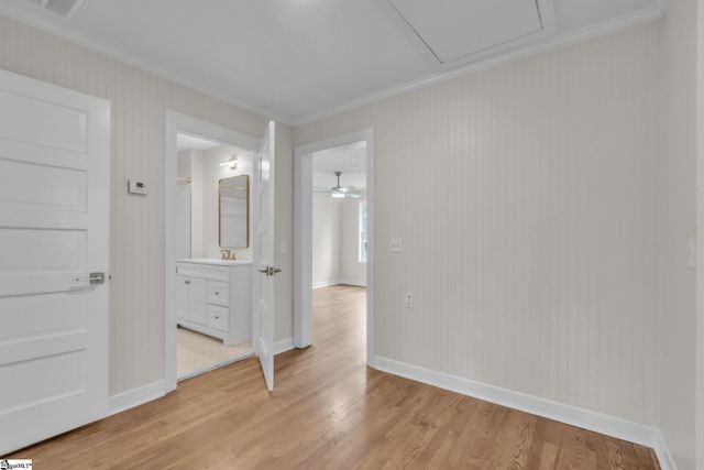 470 W Hayne Street, Woodruff, SC 29388