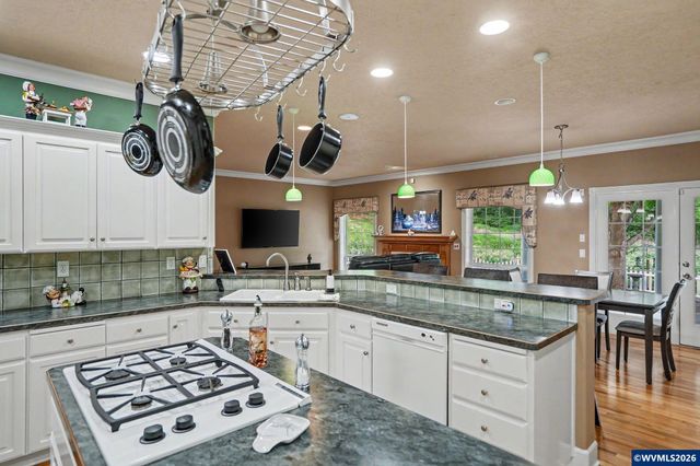 6515 Whisper Creek Lp NE, Keizer, OR 97303