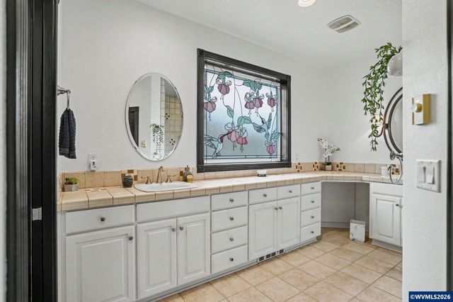 6515 Whisper Creek Lp NE, Keizer, OR 97303