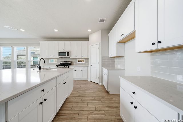 12071 Pitcher, San Antonio, TX 78253