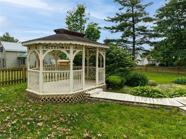 102 Young Drive, Lodi, OH 44254
