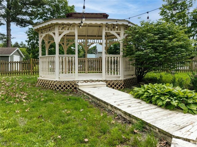 102 Young Drive, Lodi, OH 44254
