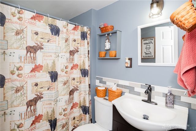 1641 Woods Drive, Beavercreek, OH 45432