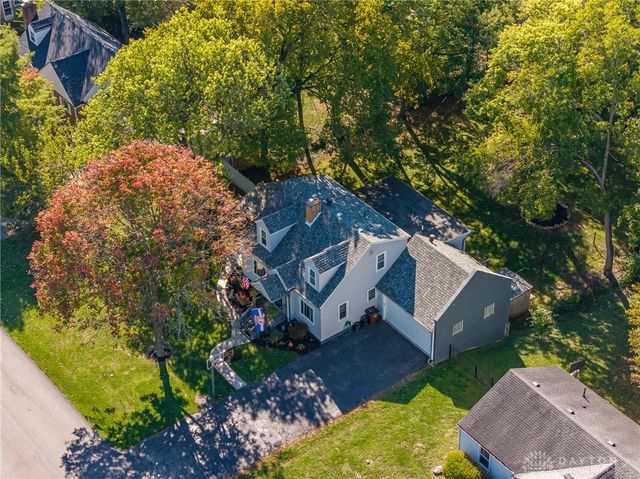 1641 Woods Drive, Beavercreek, OH 45432