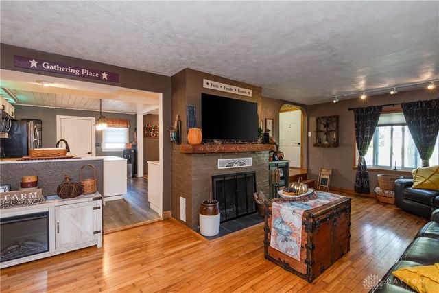 1641 Woods Drive, Beavercreek, OH 45432