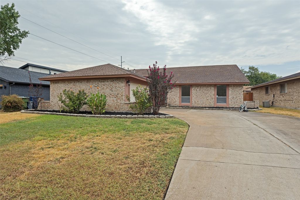 2205 Phoenix Drive, Garland, TX 75040