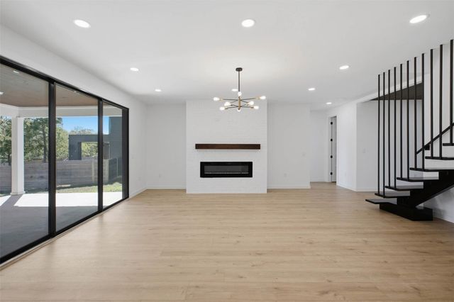 208 Ulupau CIR, Bastrop, TX 78602