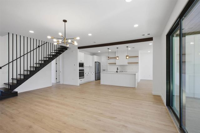 208 Ulupau CIR, Bastrop, TX 78602
