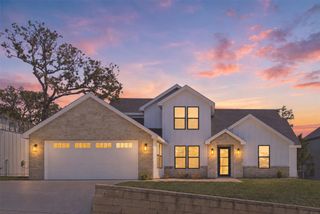 208 Ulupau CIR, Bastrop, TX 78602