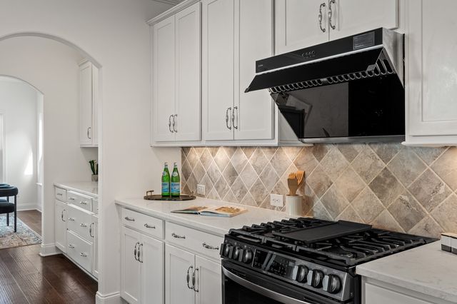 1127 Madison Mill Dr, Nolensville, TN 37135