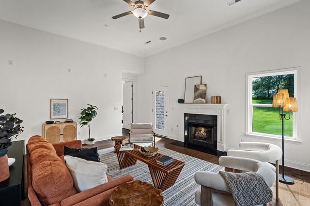 1127 Madison Mill Dr, Nolensville, TN 37135