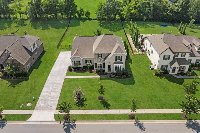 1127 Madison Mill Dr, Nolensville, TN 37135