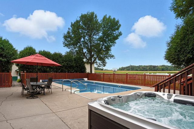 12795 Tucker Road, Rogers, MN 55374