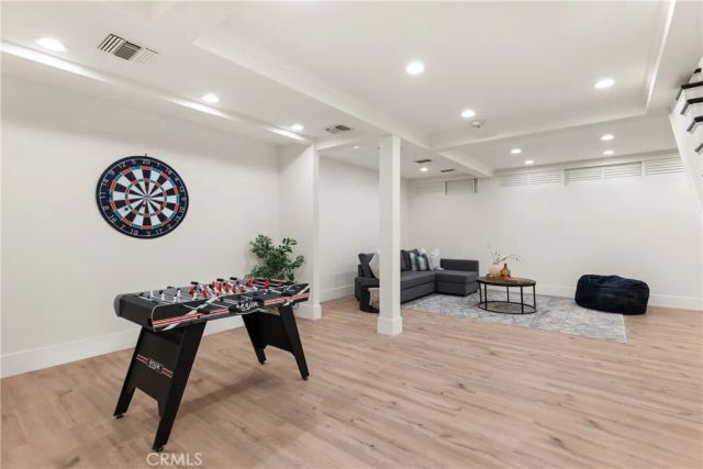 14713 Valleyheart Drive, Sherman Oaks, CA 91403