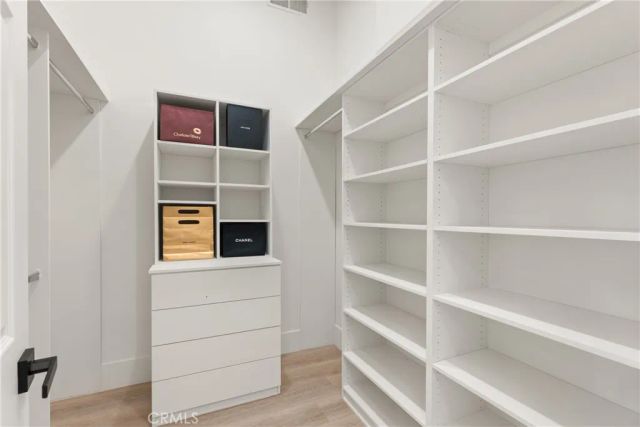 14713 Valleyheart Drive, Sherman Oaks, CA 91403