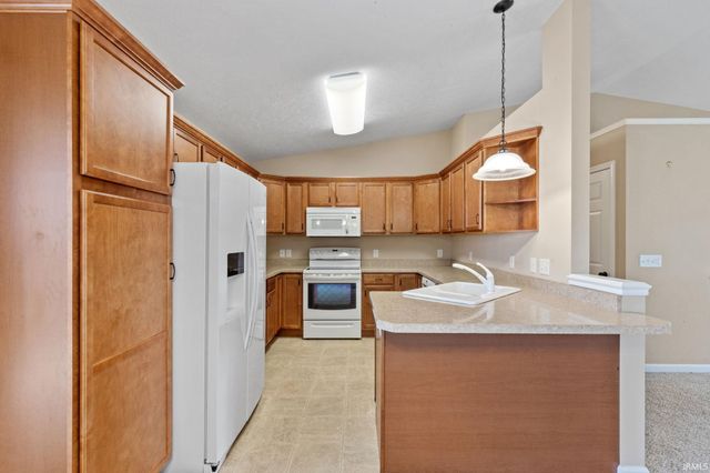 1217 Park Meadows Drive, Goshen, IN 46526