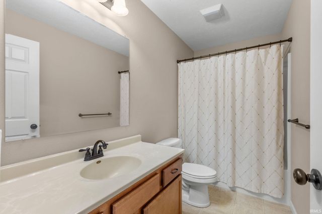 1217 Park Meadows Drive, Goshen, IN 46526