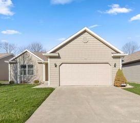 1217 Park Meadows Drive, Goshen, IN 46526